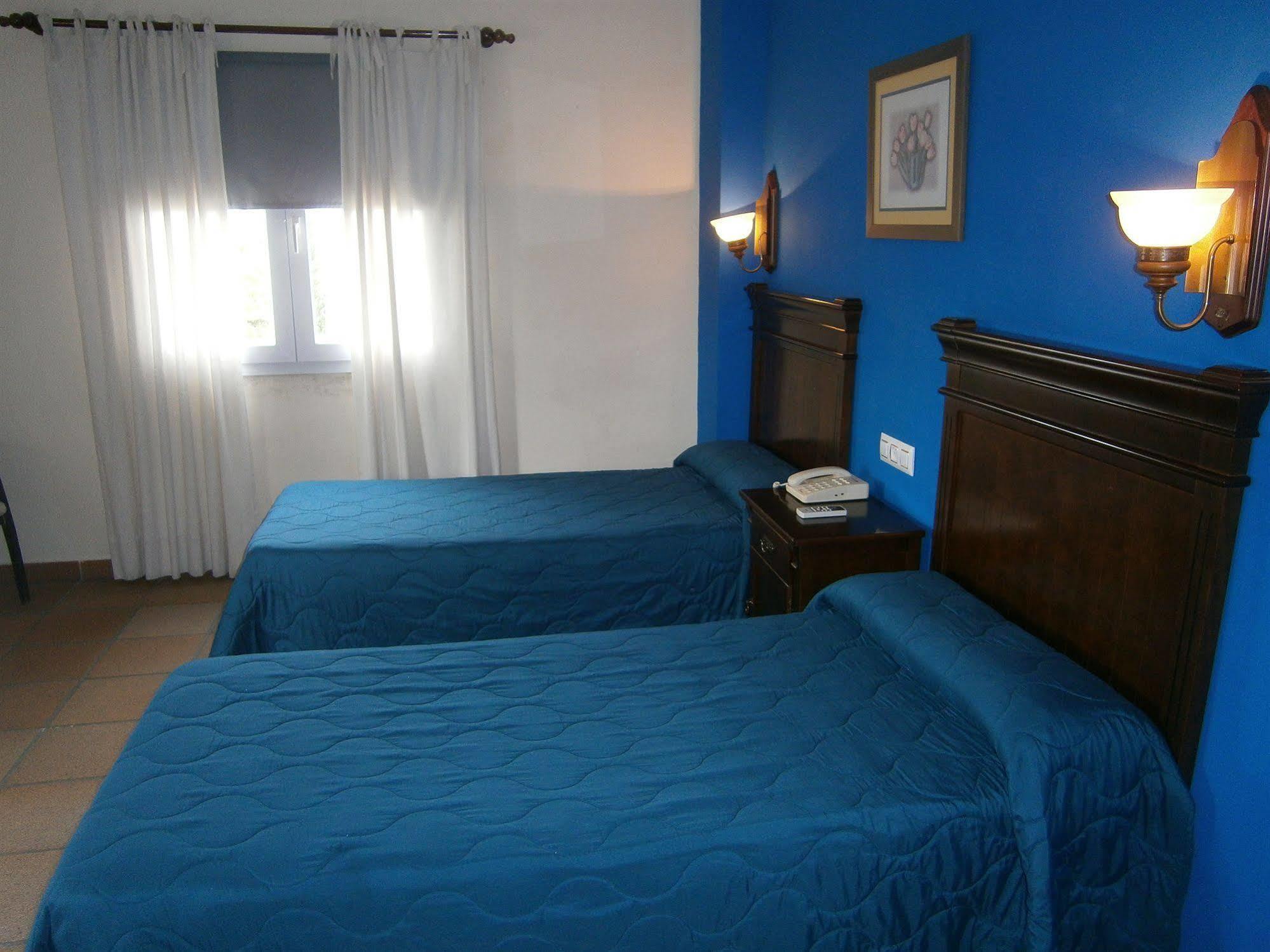 La Palmosa Hotel Alcala de los Gazules Bagian luar foto