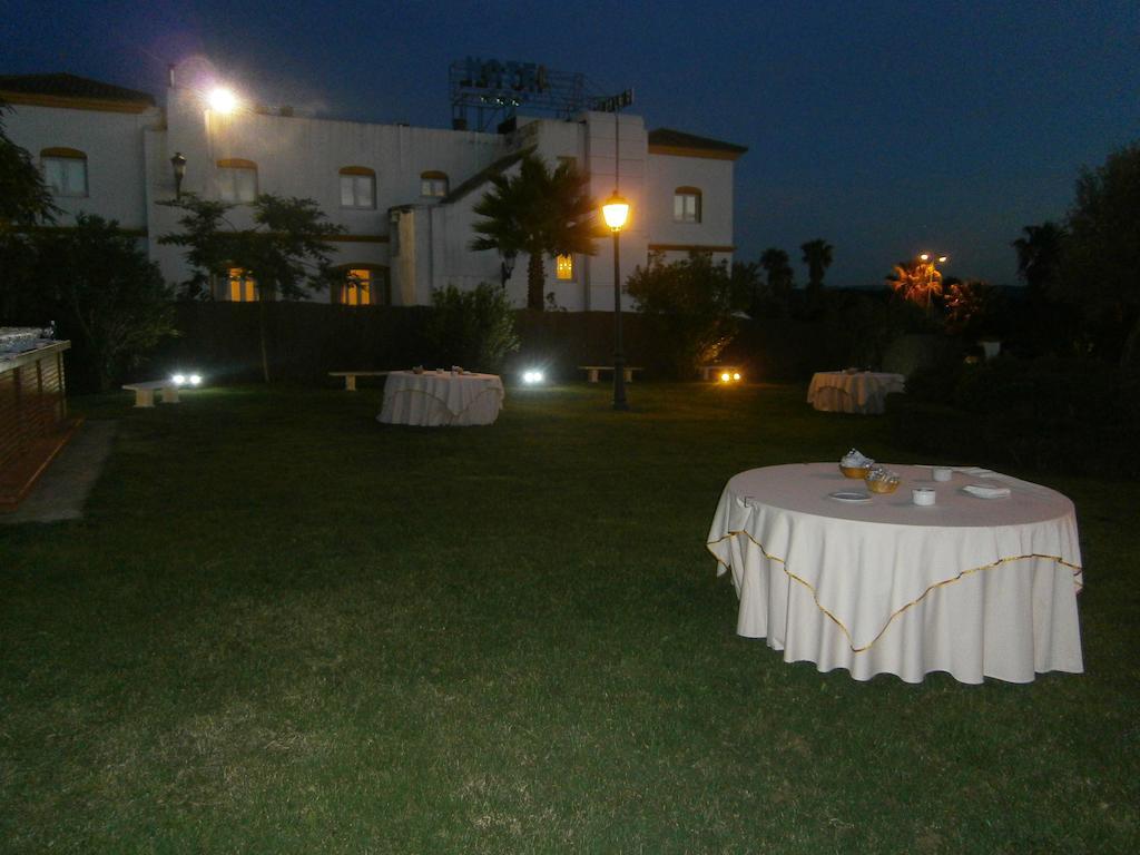 La Palmosa Hotel Alcala de los Gazules Bagian luar foto